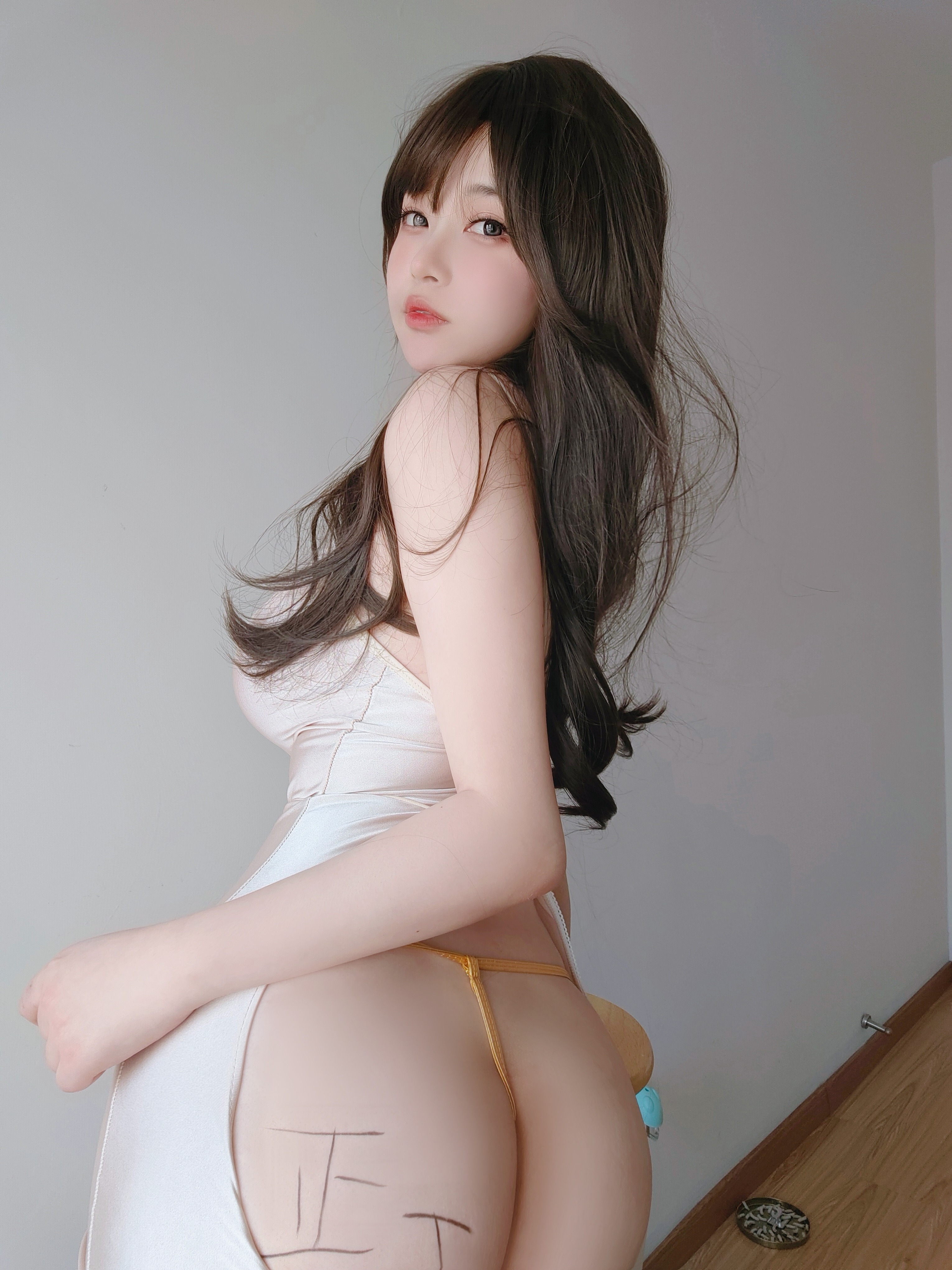 女主K-仁妻的秘密