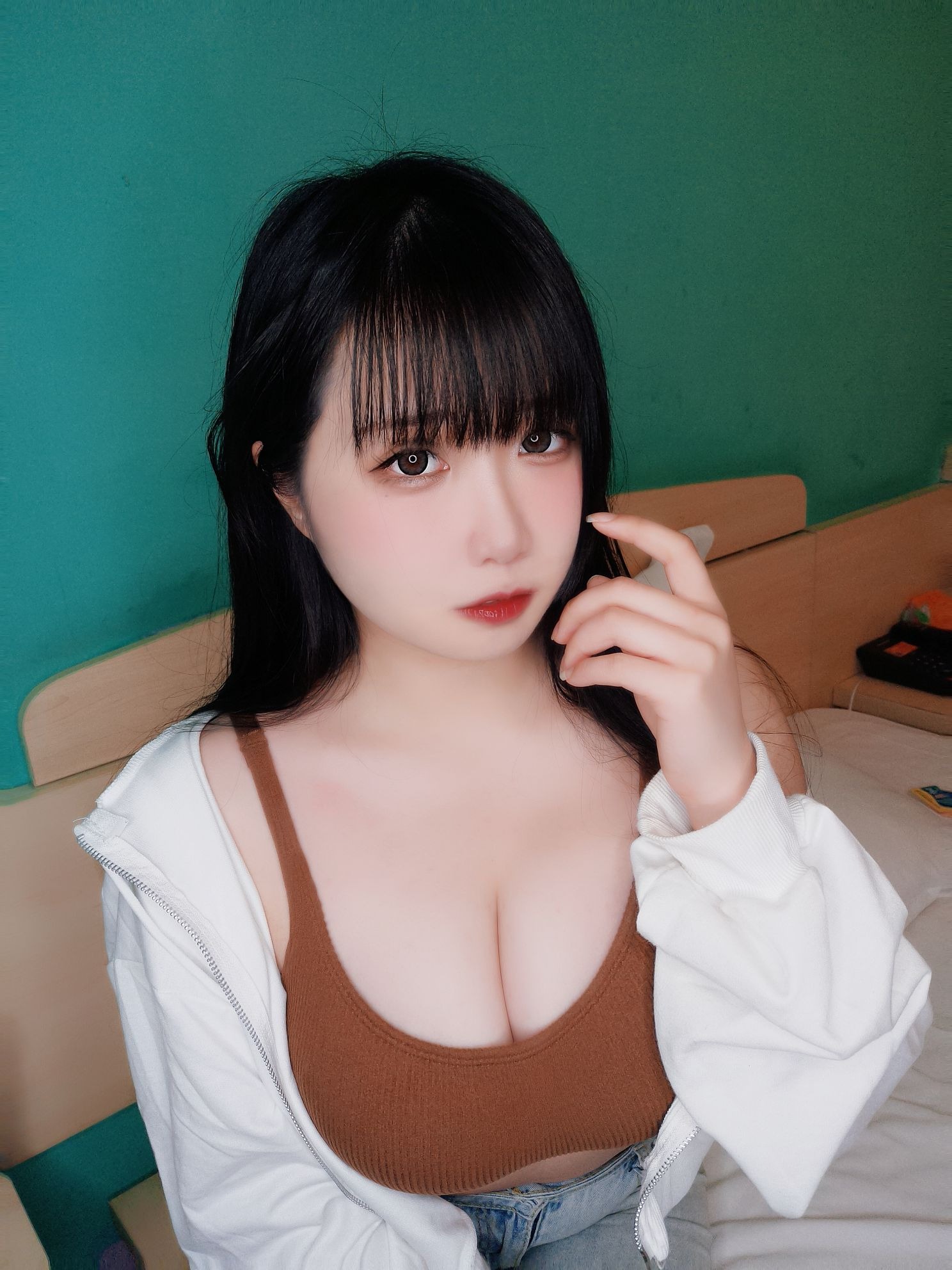 贞子蜜桃 - NO.006 运动内搭 [10P1V-320MB]