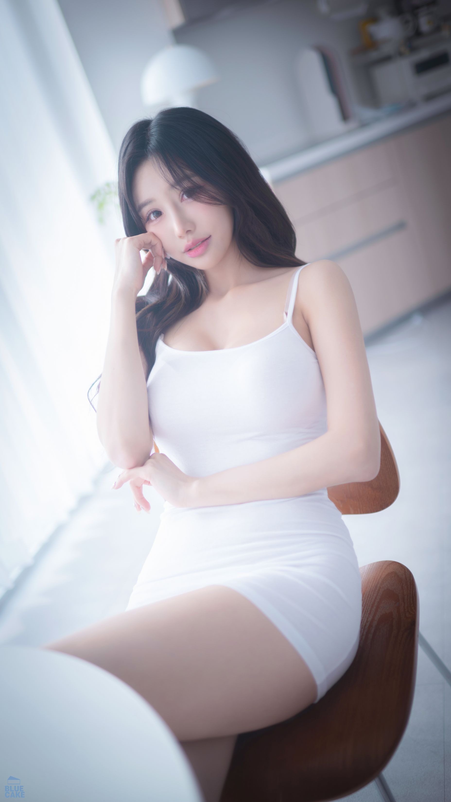 YeonYu (연유) - NO.01 [BLUECAKE] Real Boob (RED.Ver + Video) [190P1V-2.44GB]
